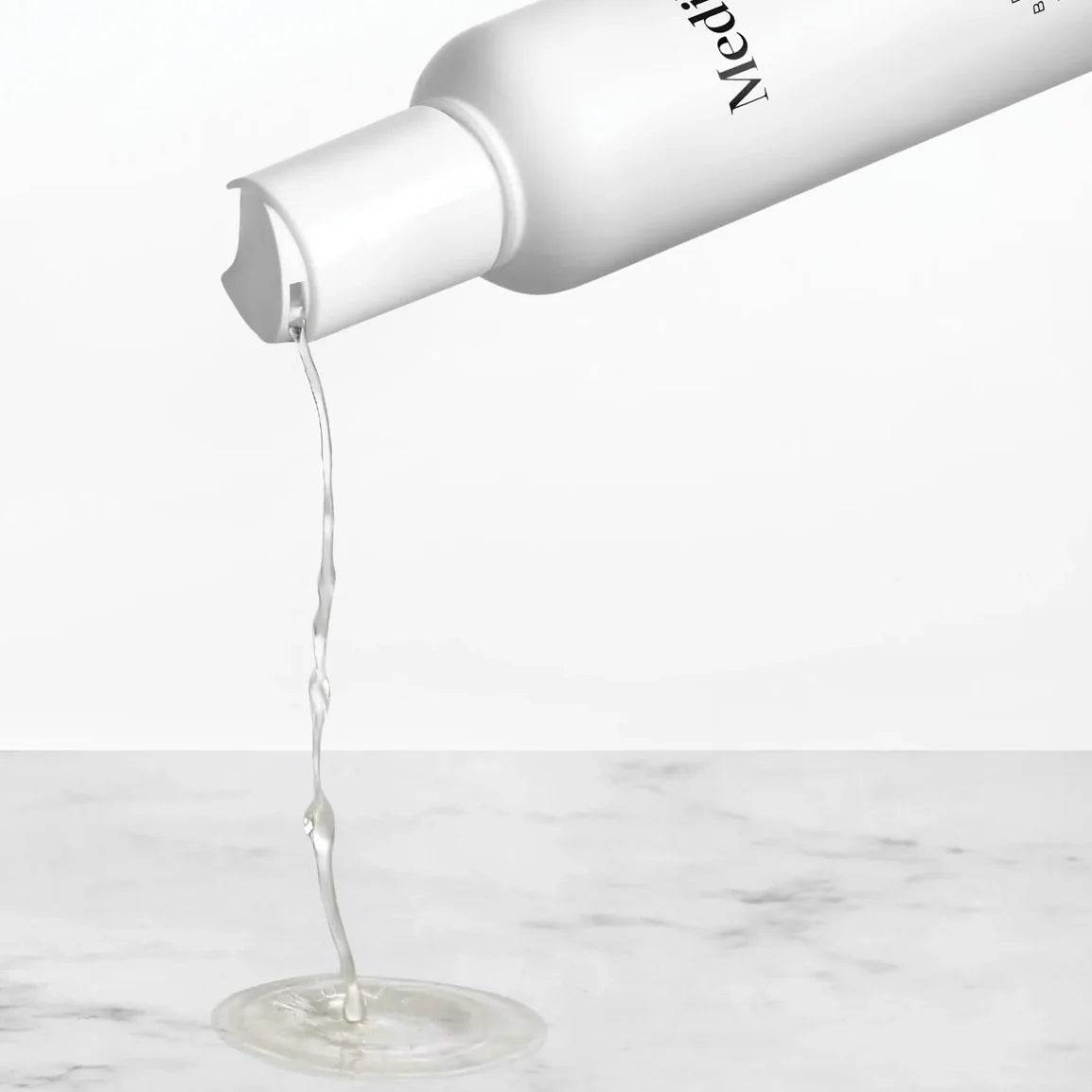 Medik8 DAILY REFRESH BALANCING TONER™ - SieroSanto