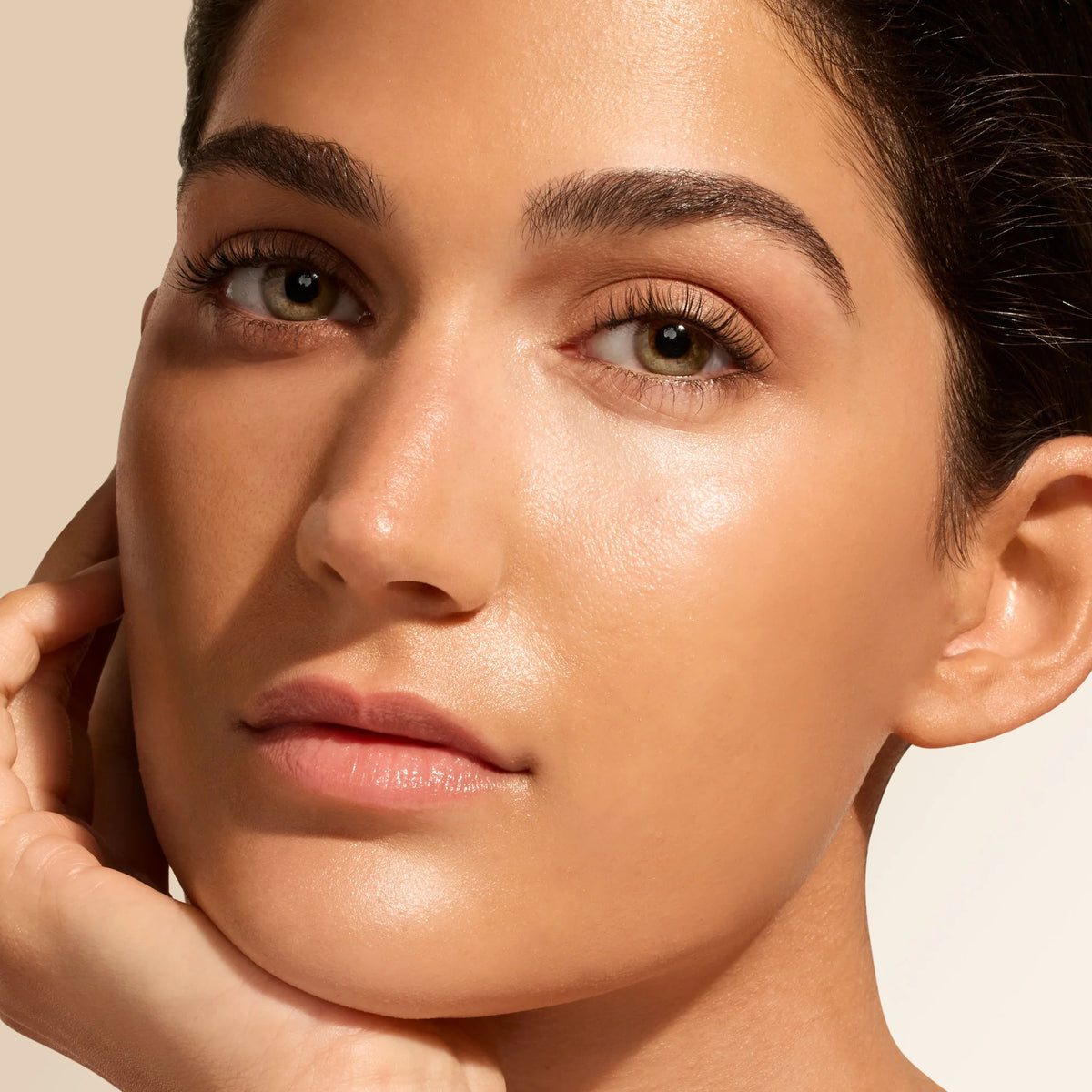 Jane Iredale Glow Fixation™ SPF 40 Sheer Tint Skin Enhancer with Squalane & Niacinamide