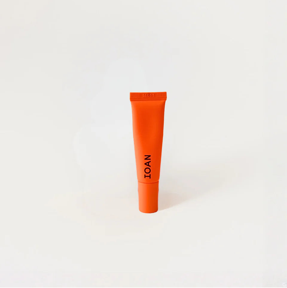Ioan Lip Wear