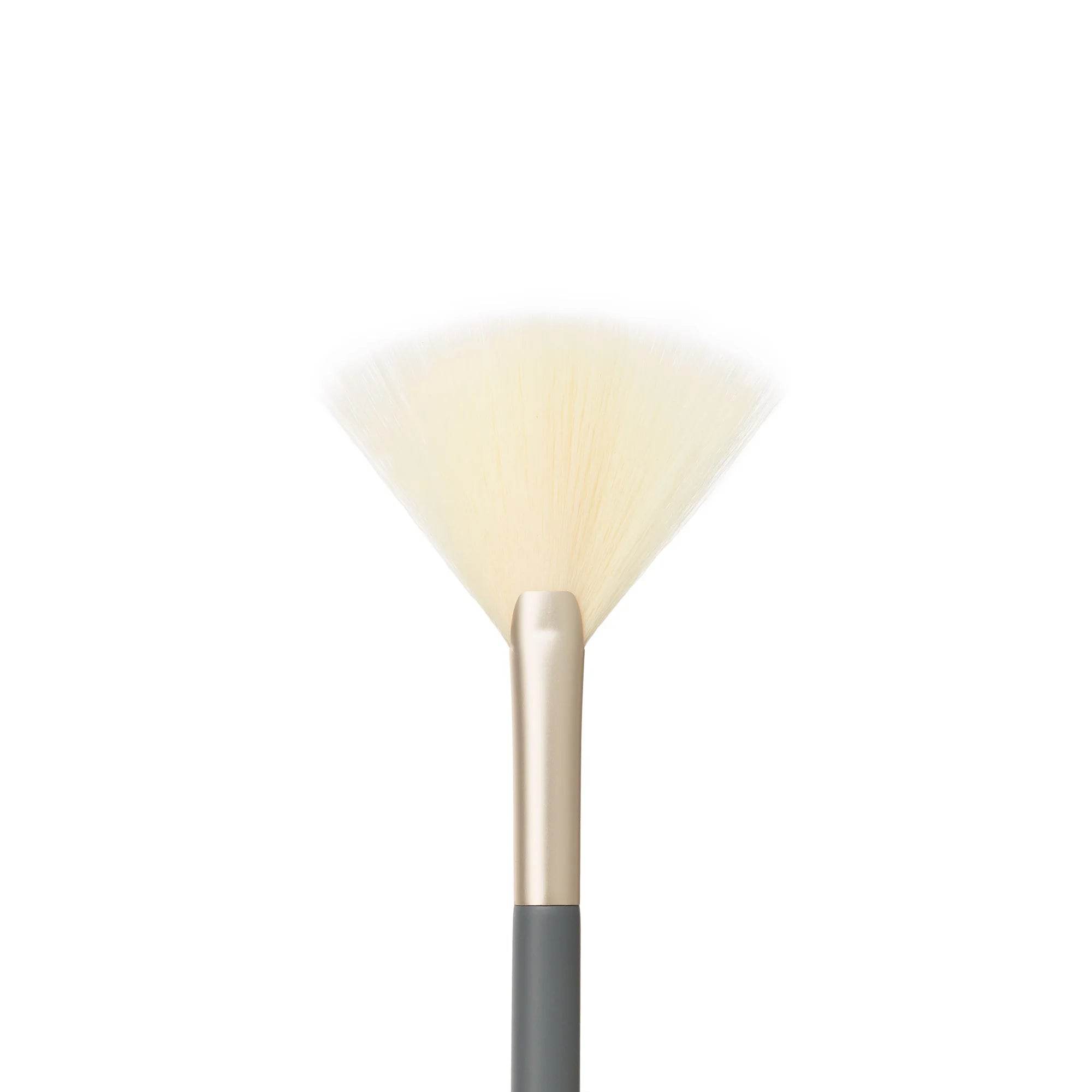Jane Iredale - Fan Brush - SieroSanto