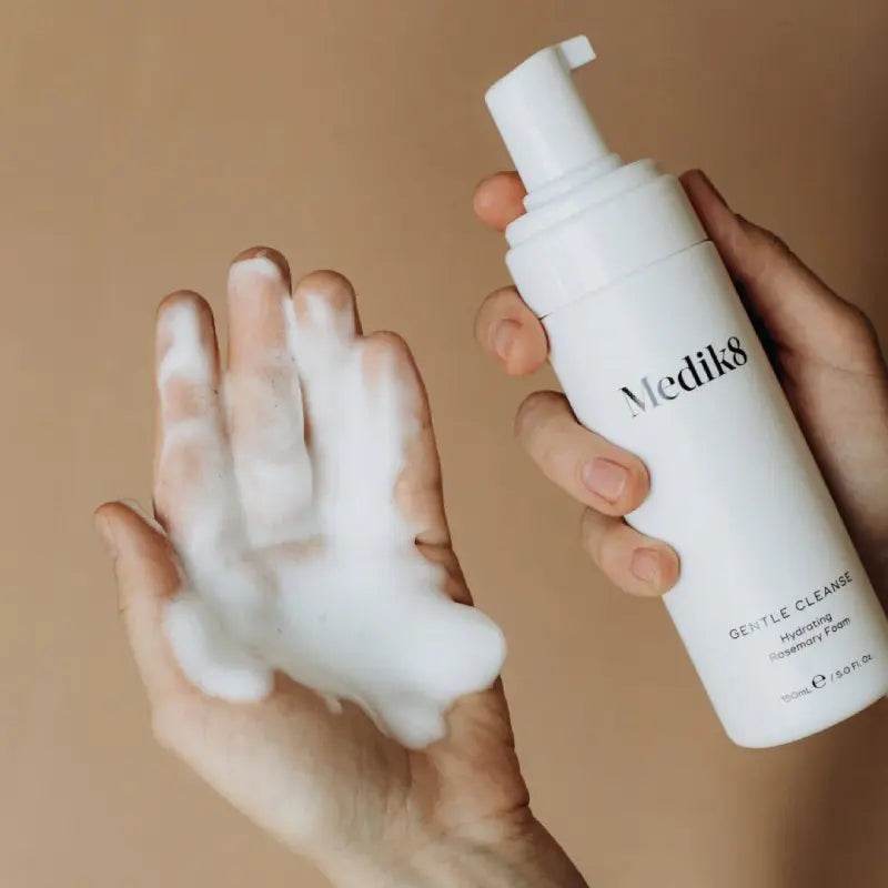 Medik8 GENTLE CLEANSE ™ - SieroSanto