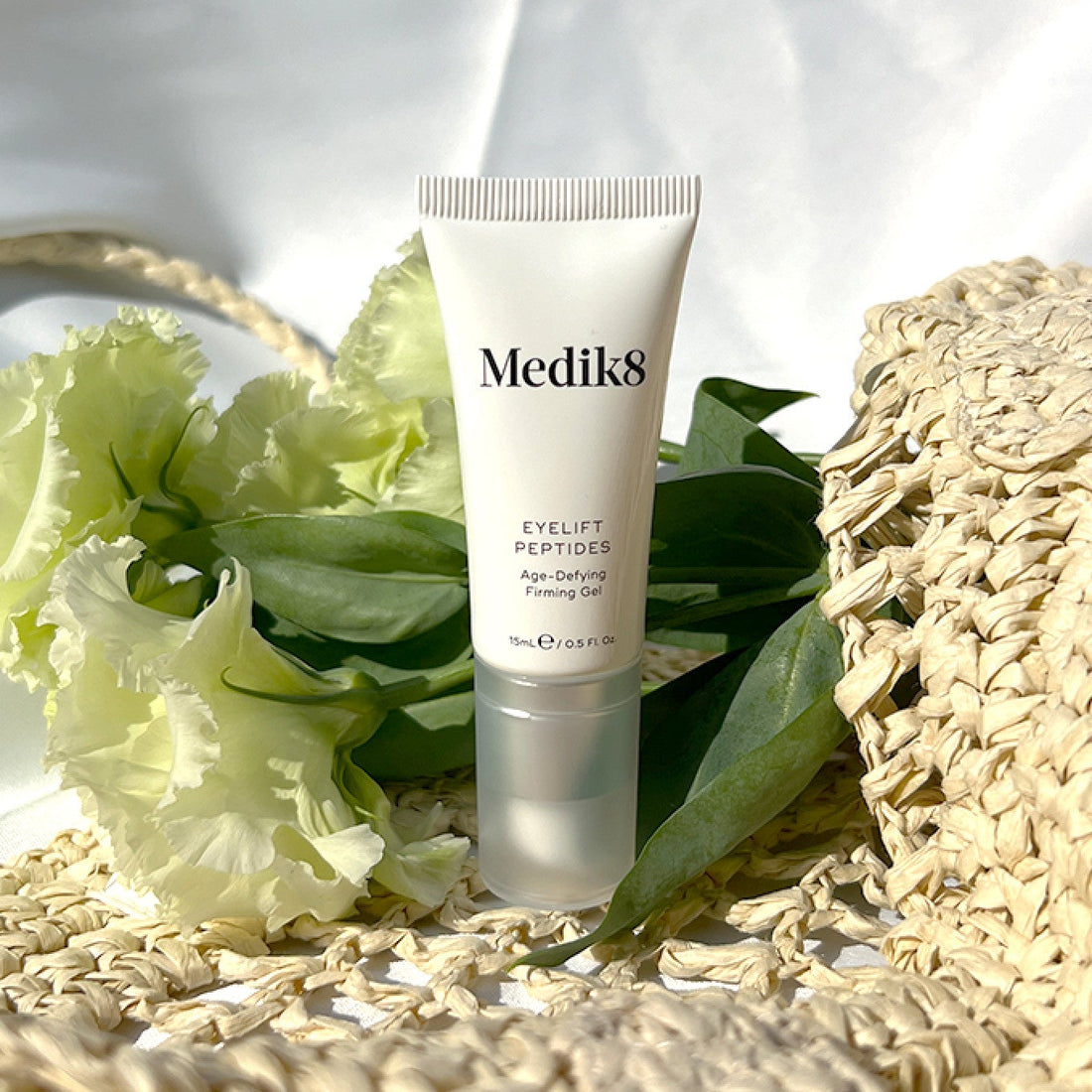 PEPTIDES POUR LE LIFTING DES YEUX Medik8™