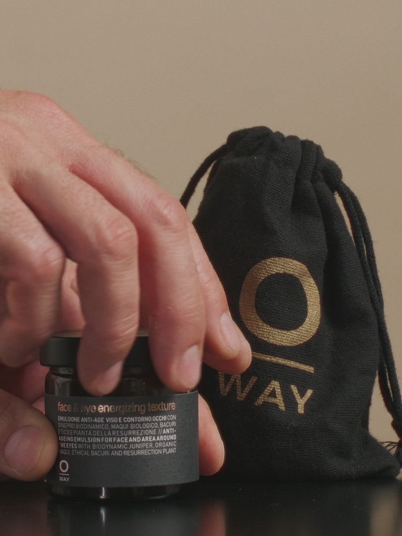 Oway Face &amp; Eye Energizing Texture