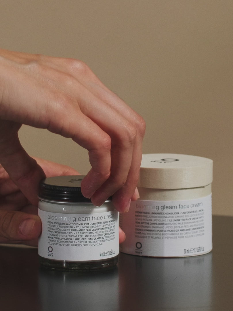 Oway Blooming Gleam Face Cream