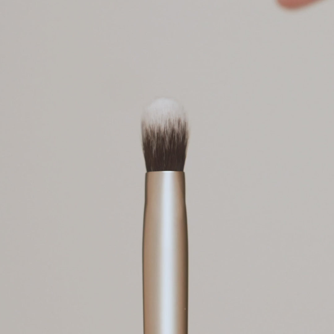 Jane Iredale - Fluffy Eye Brush